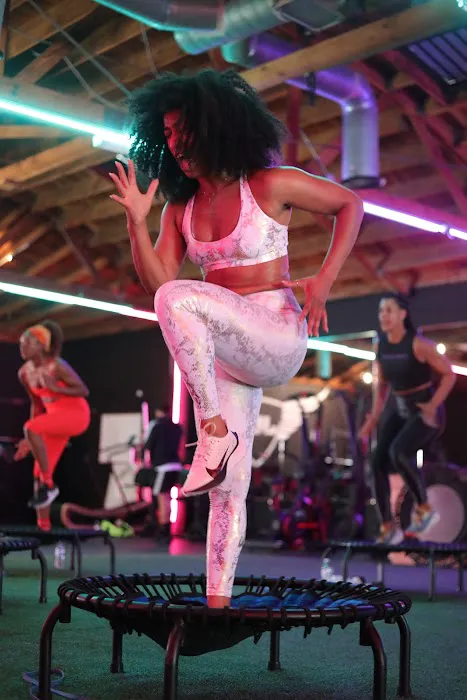 Trampoline TRIM Picture 5