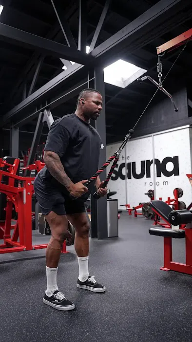 Self Made Training Facility Hollywood | Personal Fitness Center Picture 2