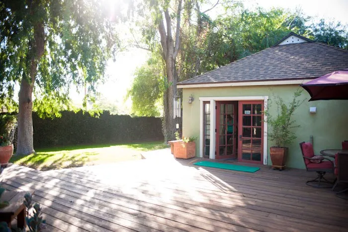 Kelly Etter Certified Pilates Trainer Picture 2