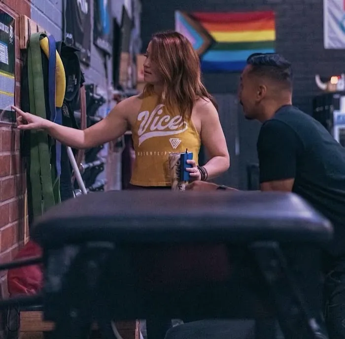 VICE Weightlifting Picture 8