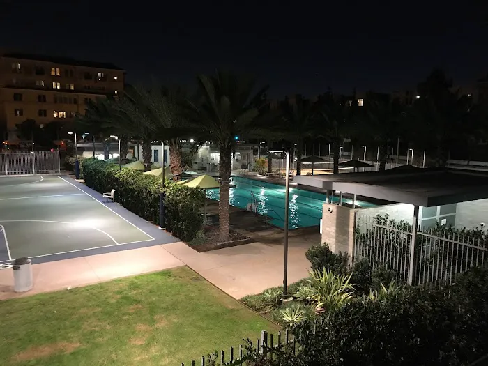 LA Fitness Picture 4