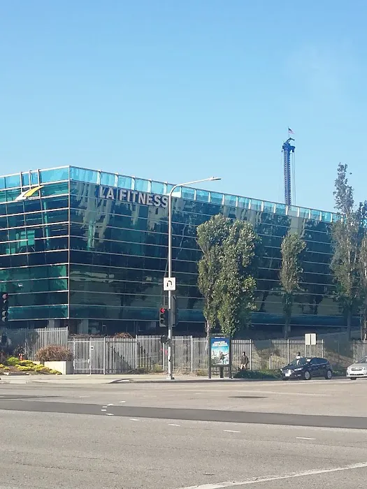 LA Fitness Picture 5