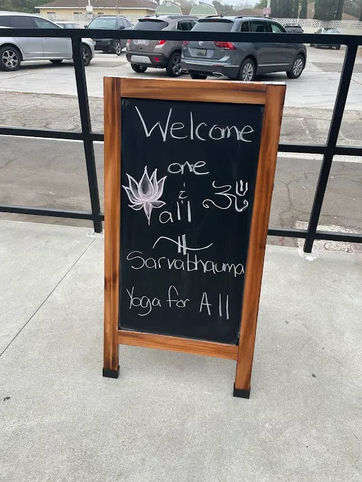 B. K. S. Iyengar Yoga Institute of Los Angeles Picture 9