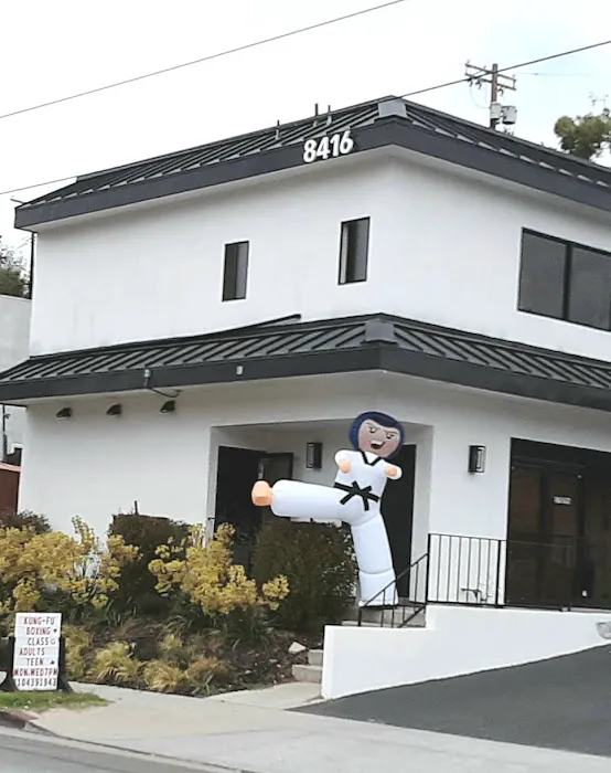 HAYWARD Kickboxing Center Picture 1