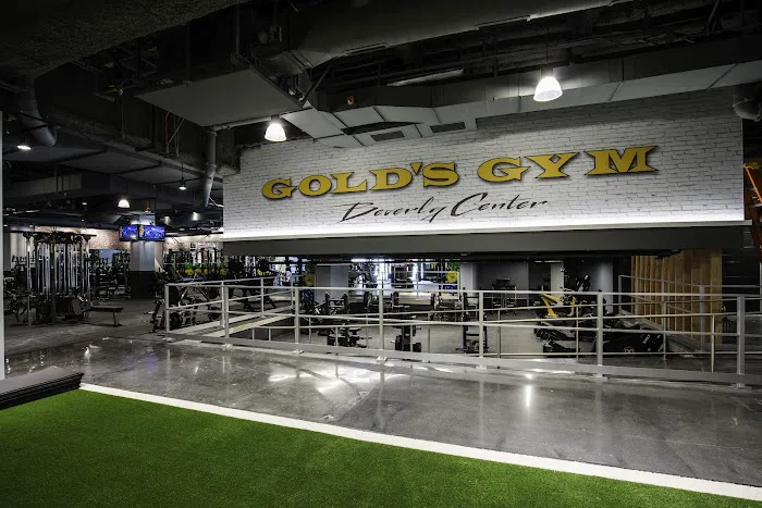 Gold's Gym Beverly Center Picture 4