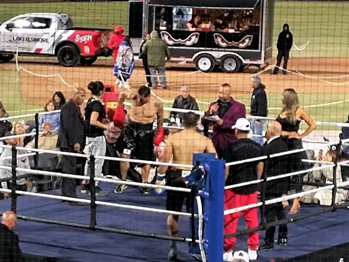 Minju's Fight Club - Boxing Trainer Picture 1