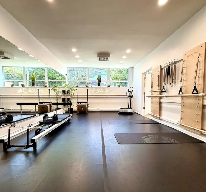 Leslie Miller Studios Picture 2