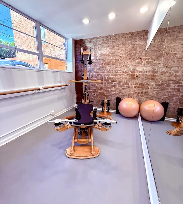 Leslie Miller Studios Picture 1