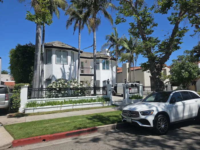 Stretchology Beverly Hills Picture 3