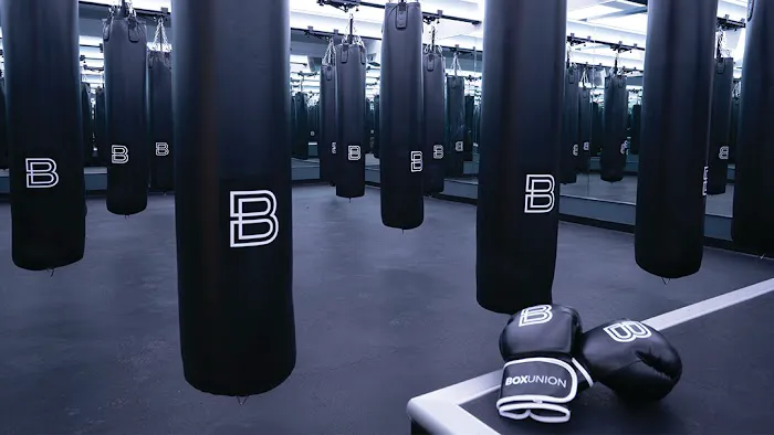 BoxUnion Robertson Picture 1