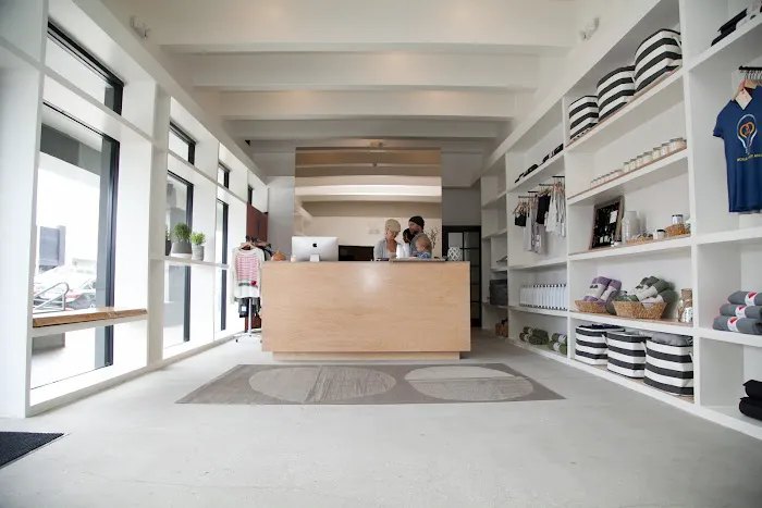 Urban 728 Yoga - Hot Yoga Picture 10