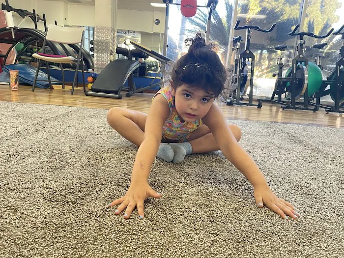 Kid's Rhythmic Gymnastics , stretching for kids Picture 6