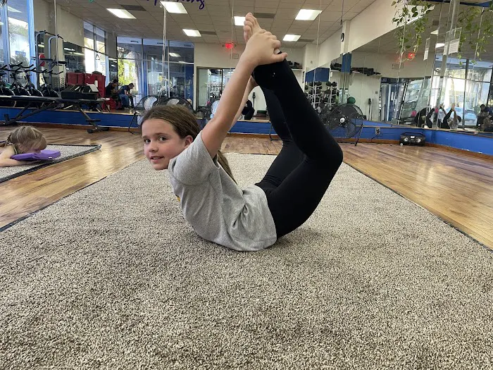 Kid's Rhythmic Gymnastics , stretching for kids Picture 8