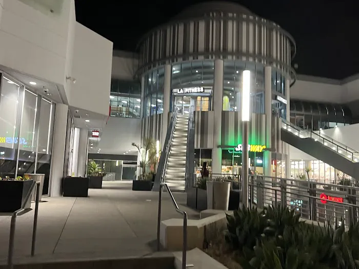 LA Fitness Picture 5