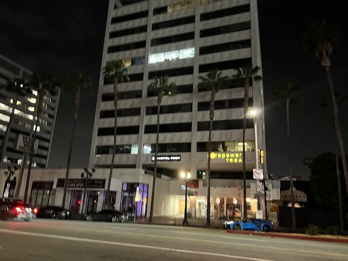 CorePower Yoga - Hollywood Picture 8