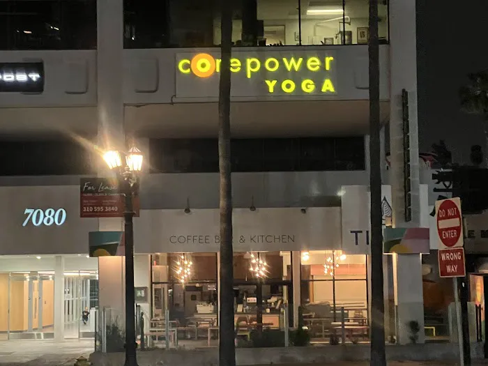 CorePower Yoga - Hollywood Picture 7