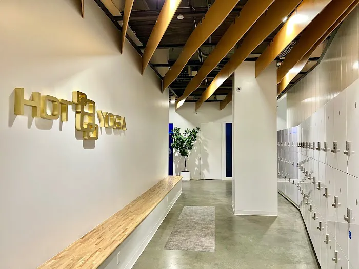 Hot 8 Yoga Picture 9