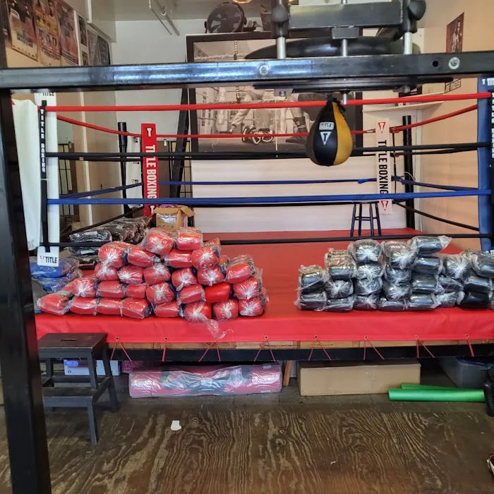 Boxing on the Boulevard Picture 9