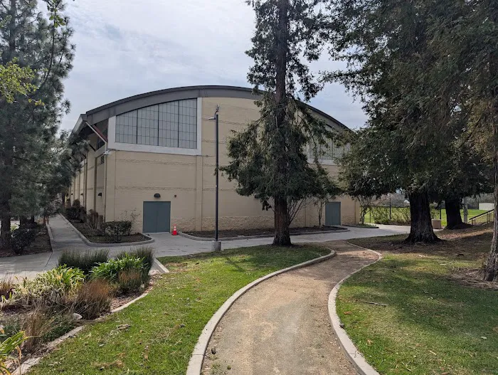 Loma Alta Park Gymnasium Picture 2