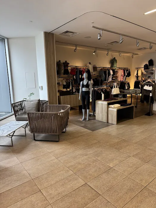 Equinox Marina Del Rey Picture 4