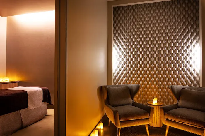 Equinox Marina Del Rey Picture 9