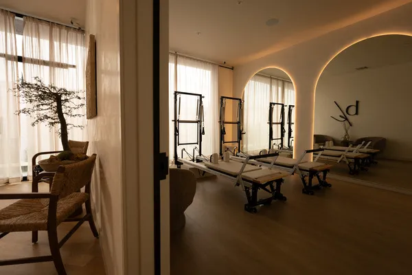 BE KIND STUDIOS PILATES | WEST HOLLYWOOD Picture 9