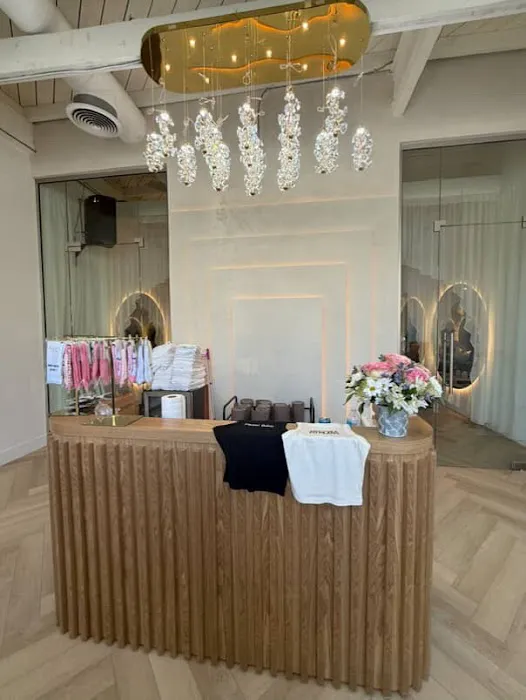 Drenched LA Picture 7