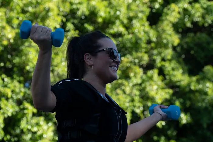 Lightning Fit Picture 1