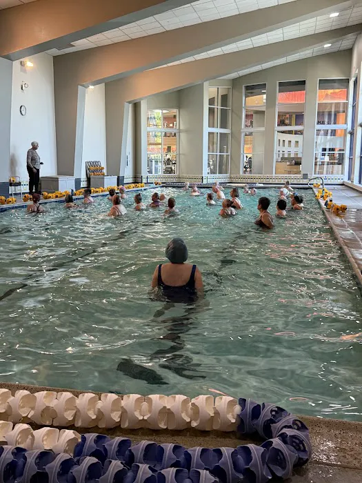 LA Fitness Picture 6