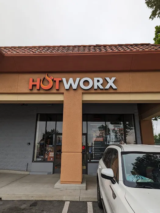 HOTWORX - La Verne, CA Picture 6