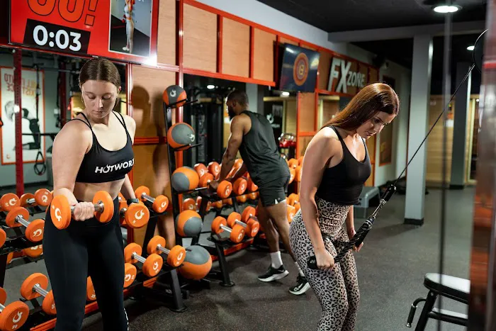 HOTWORX - La Verne, CA Picture 3