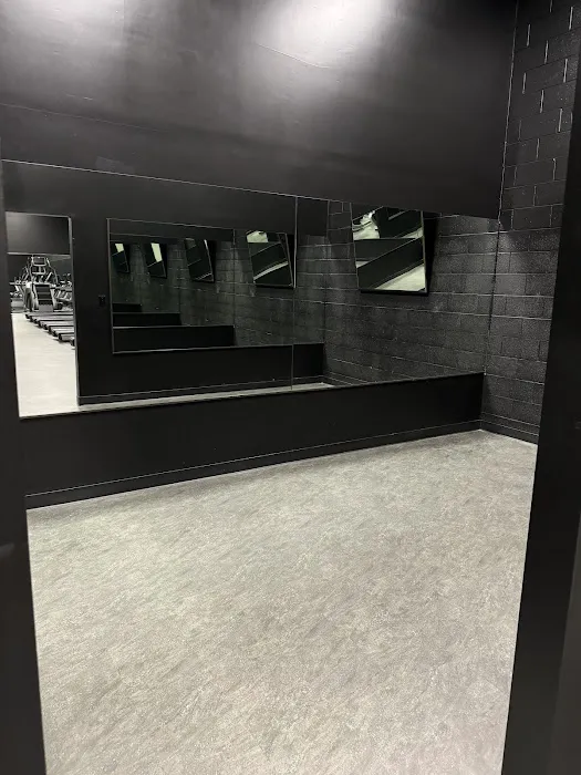 Rebirth Lifting Club Picture 9