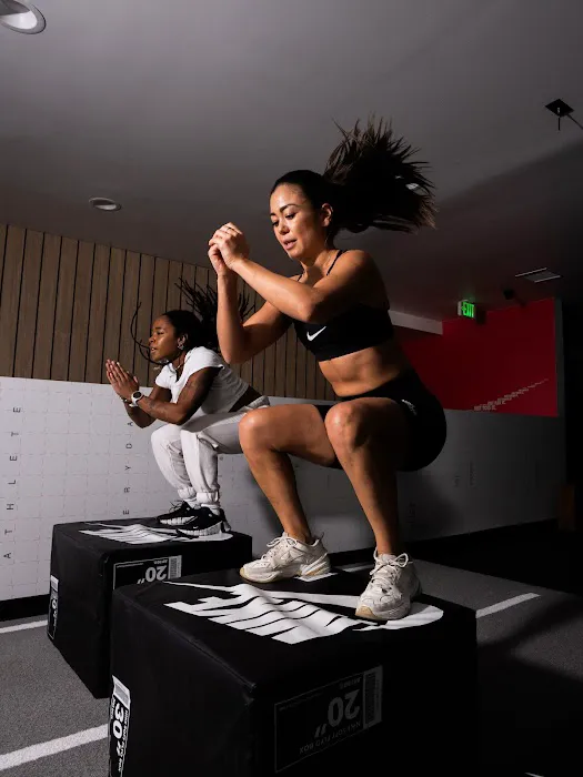 Nike Training Studio - West Hollywood Picture 9