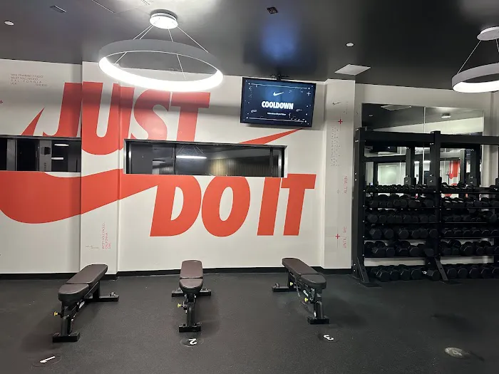 Nike Training Studio - West Hollywood Picture 4