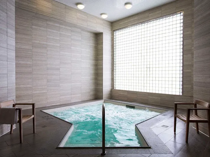 Equinox Sports Club Los Angeles Picture 5