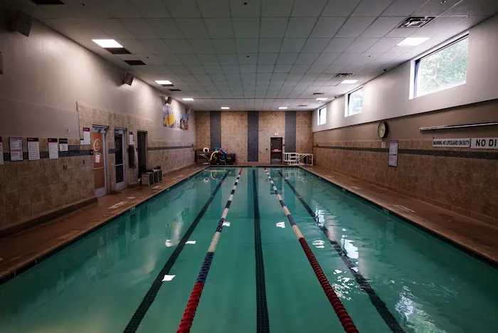 24 Hour Fitness Picture 6