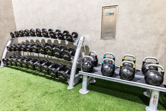 24 Hour Fitness Picture 3