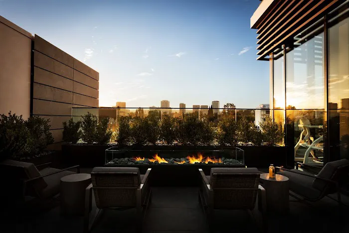 Equinox Century City Picture 5