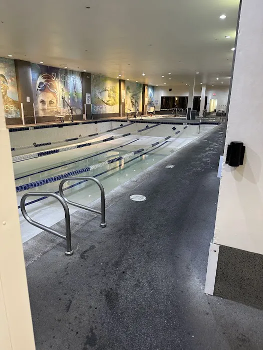 LA Fitness Picture 2