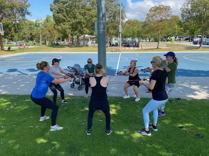 FIT4MOM Santa Monica Picture 6