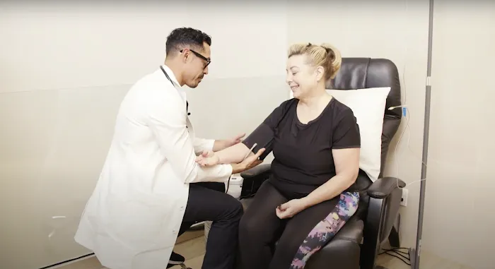 STARK - Beverly Hills/West Hollywood Picture 6