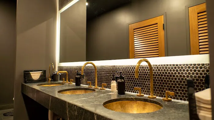 STARK - Beverly Hills/West Hollywood Picture 2