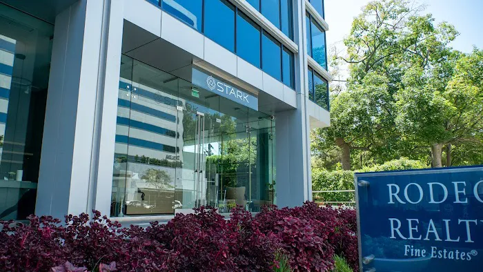 STARK - Beverly Hills/West Hollywood Picture 5