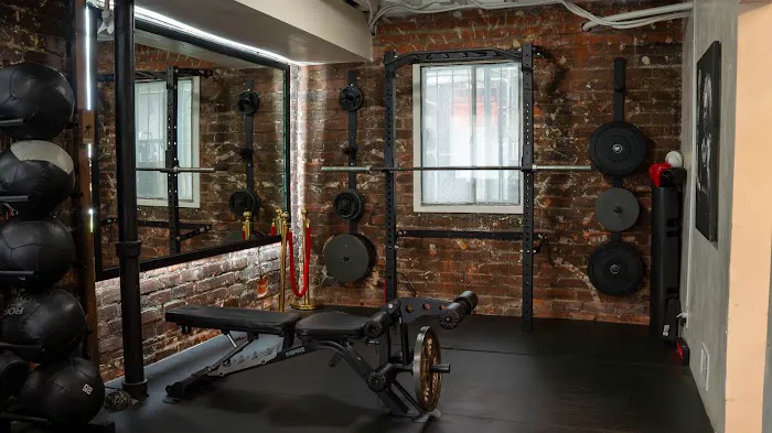 Lucky Athletes Picture 7