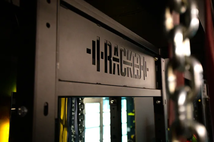 Racked Studio - Newport Beach Picture 7