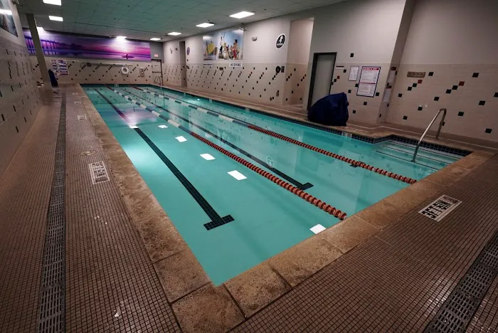 24 Hour Fitness Picture 5