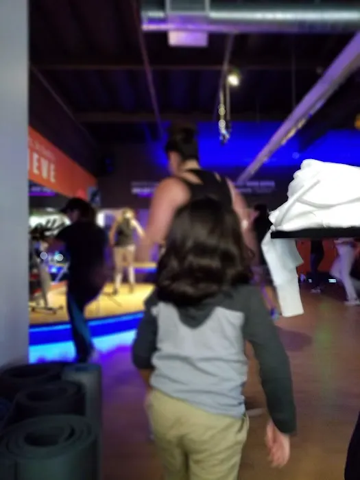 Hard Core Fitness Studio Picture 1