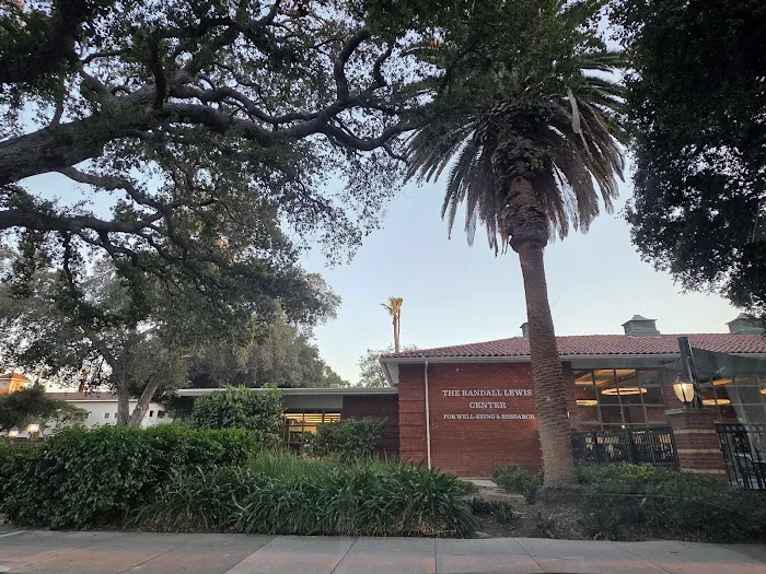 Randall Lewis Center for Well-Being and Research Picture 5