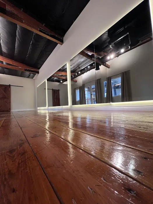 Ruma Studio Picture 2