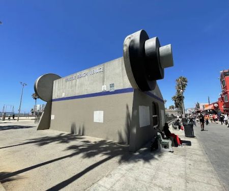 Muscle Beach Venice Outdoor Gym